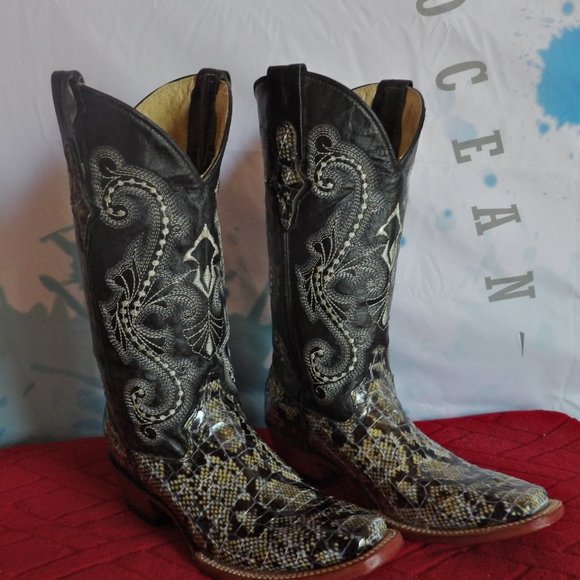 ferrini python print boots - Picture 5 of 12